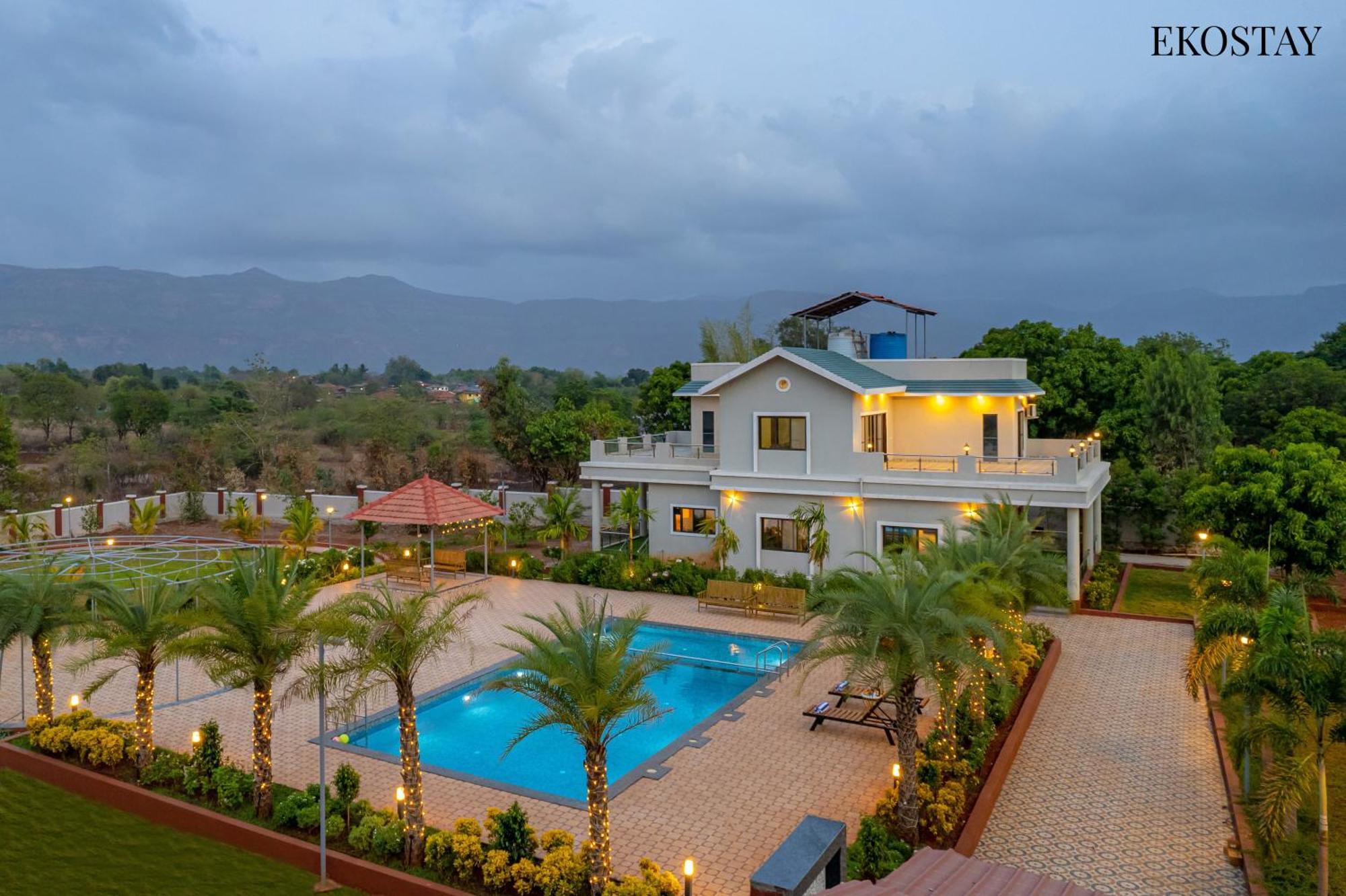 Ekostay Gold Palm Estate I Cricket Turf I Rain Dance I 2 Acre Property كارجات المظهر الخارجي الصورة