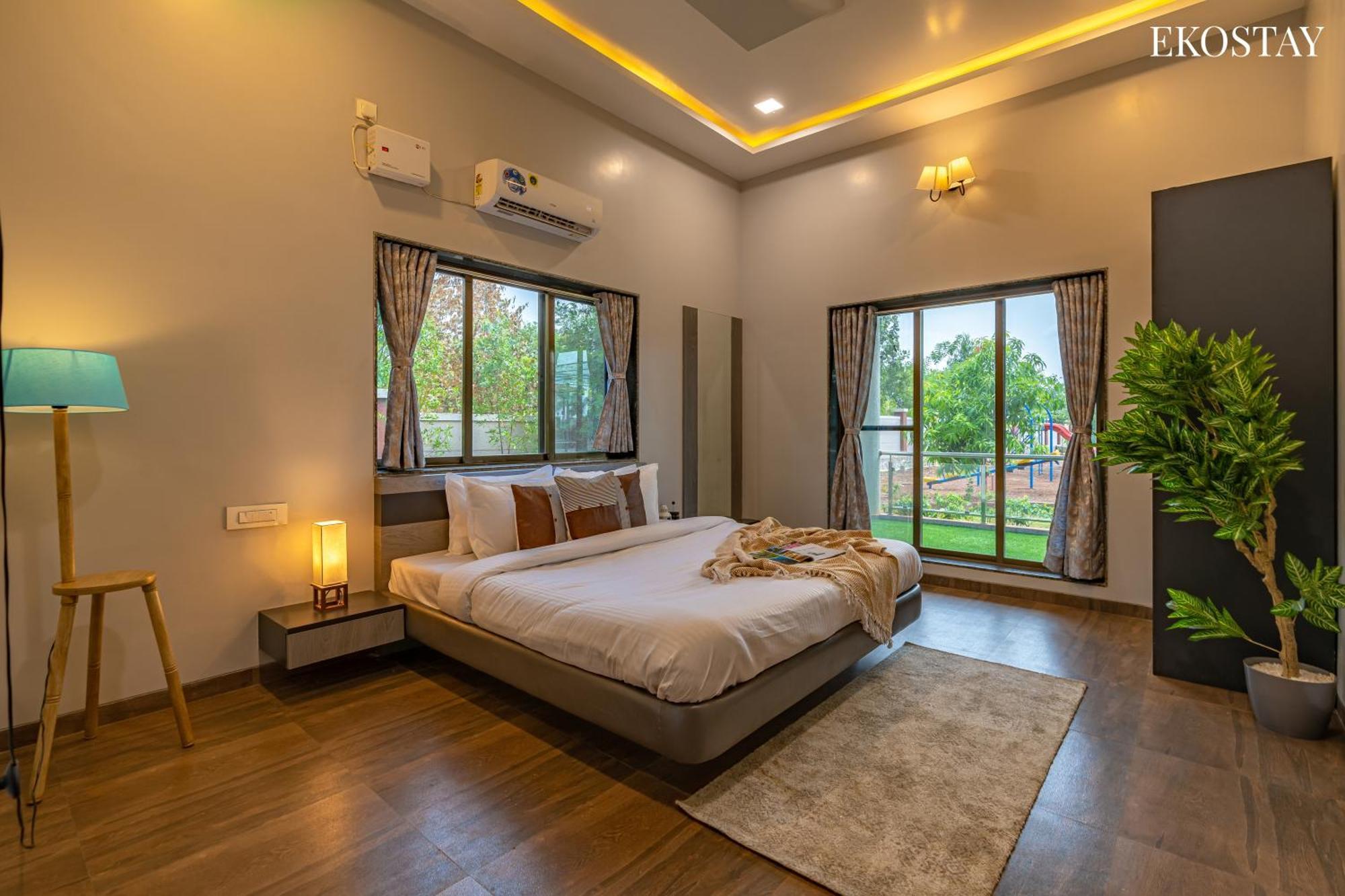 Ekostay Gold Palm Estate I Cricket Turf I Rain Dance I 2 Acre Property كارجات المظهر الخارجي الصورة