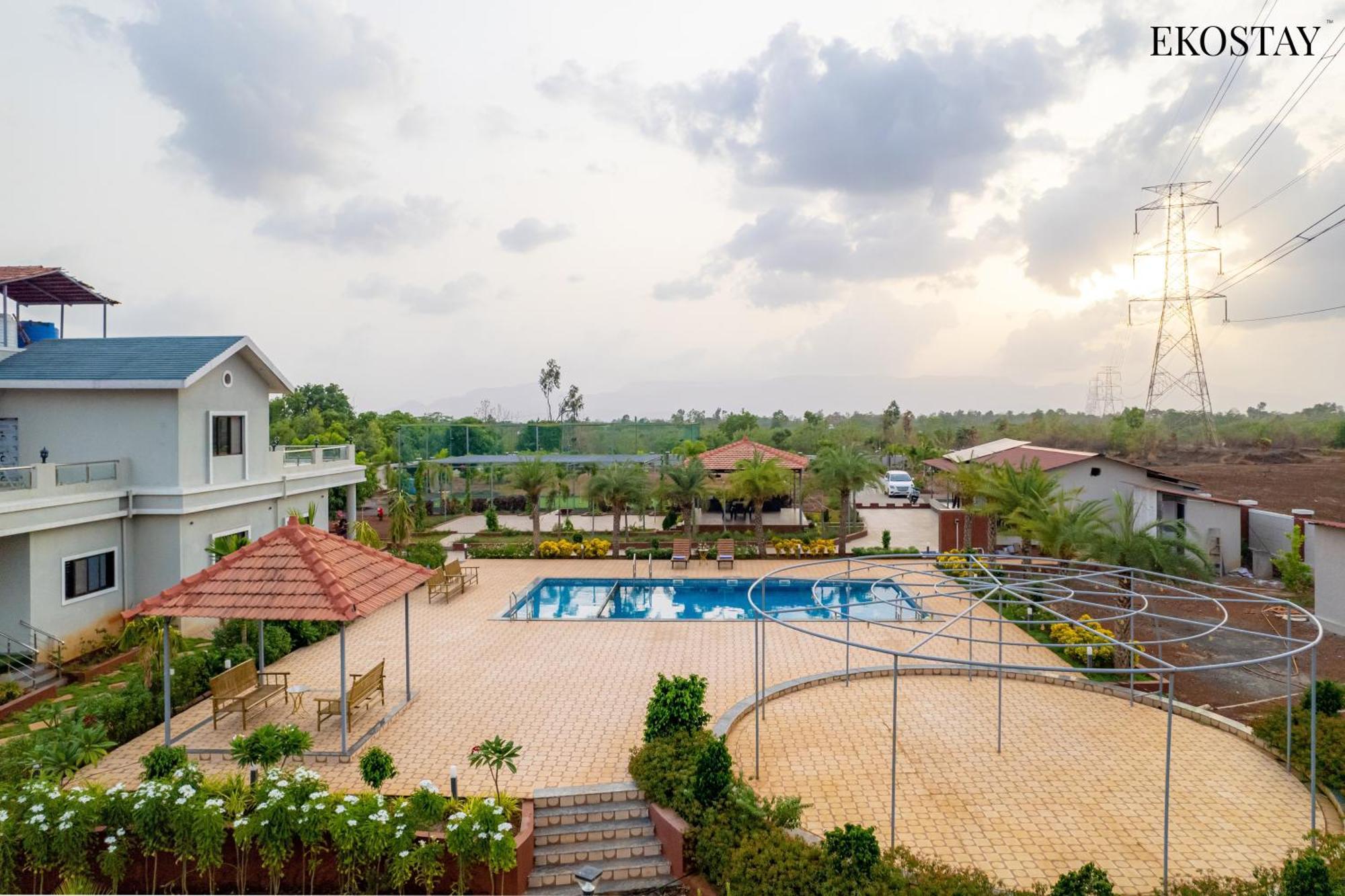 Ekostay Gold Palm Estate I Cricket Turf I Rain Dance I 2 Acre Property كارجات المظهر الخارجي الصورة