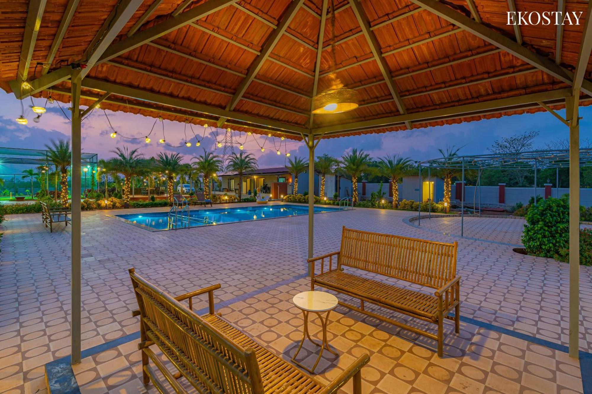 Ekostay Gold Palm Estate I Cricket Turf I Rain Dance I 2 Acre Property كارجات المظهر الخارجي الصورة