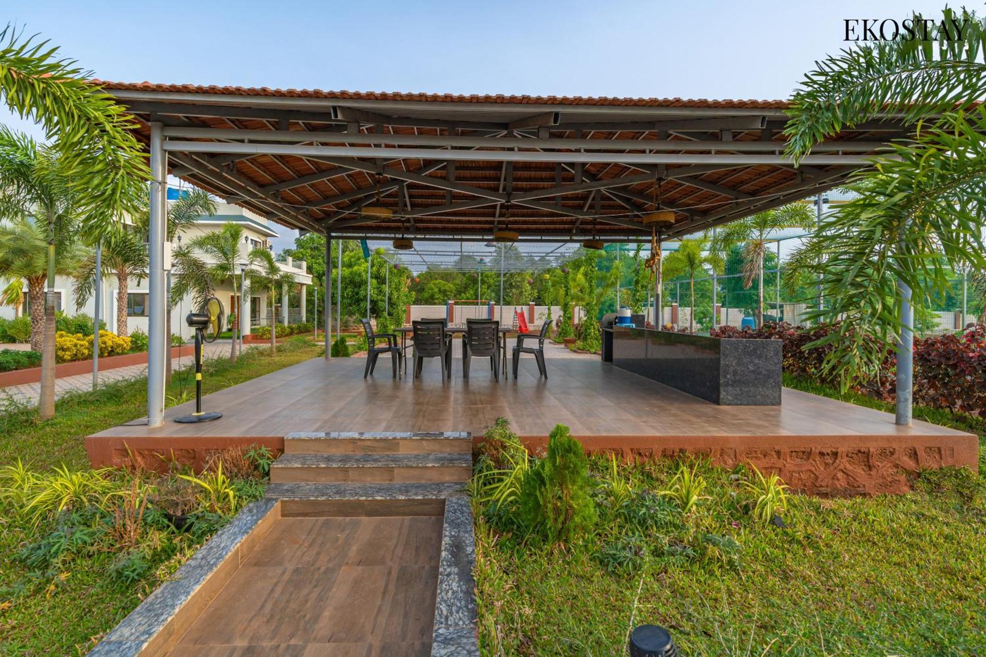 Ekostay Gold Palm Estate I Cricket Turf I Rain Dance I 2 Acre Property كارجات المظهر الخارجي الصورة