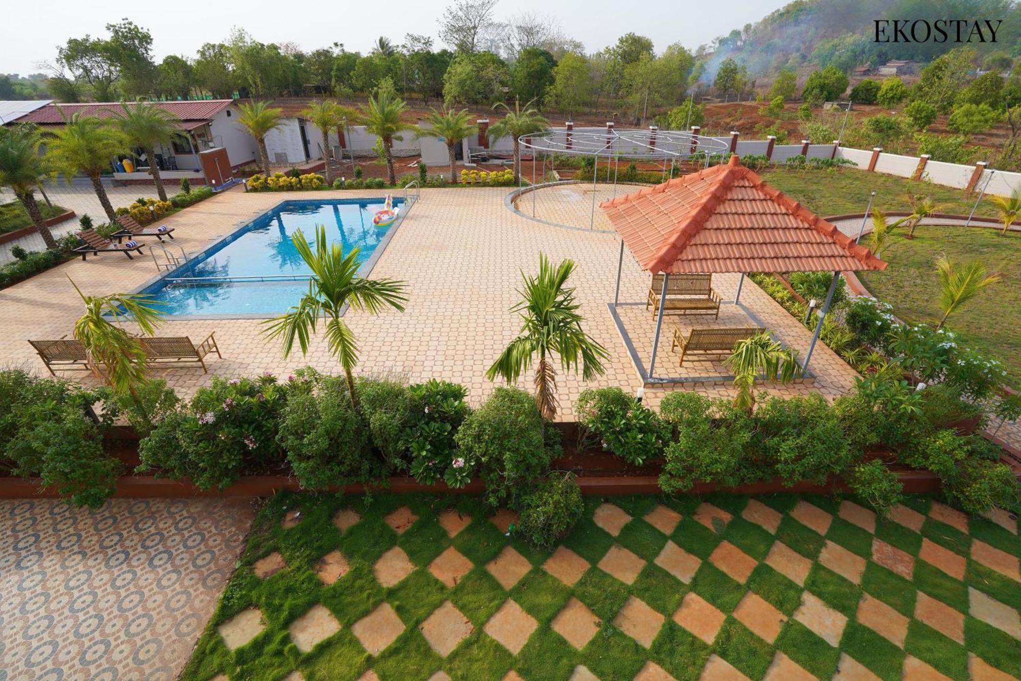 Ekostay Gold Palm Estate I Cricket Turf I Rain Dance I 2 Acre Property كارجات المظهر الخارجي الصورة